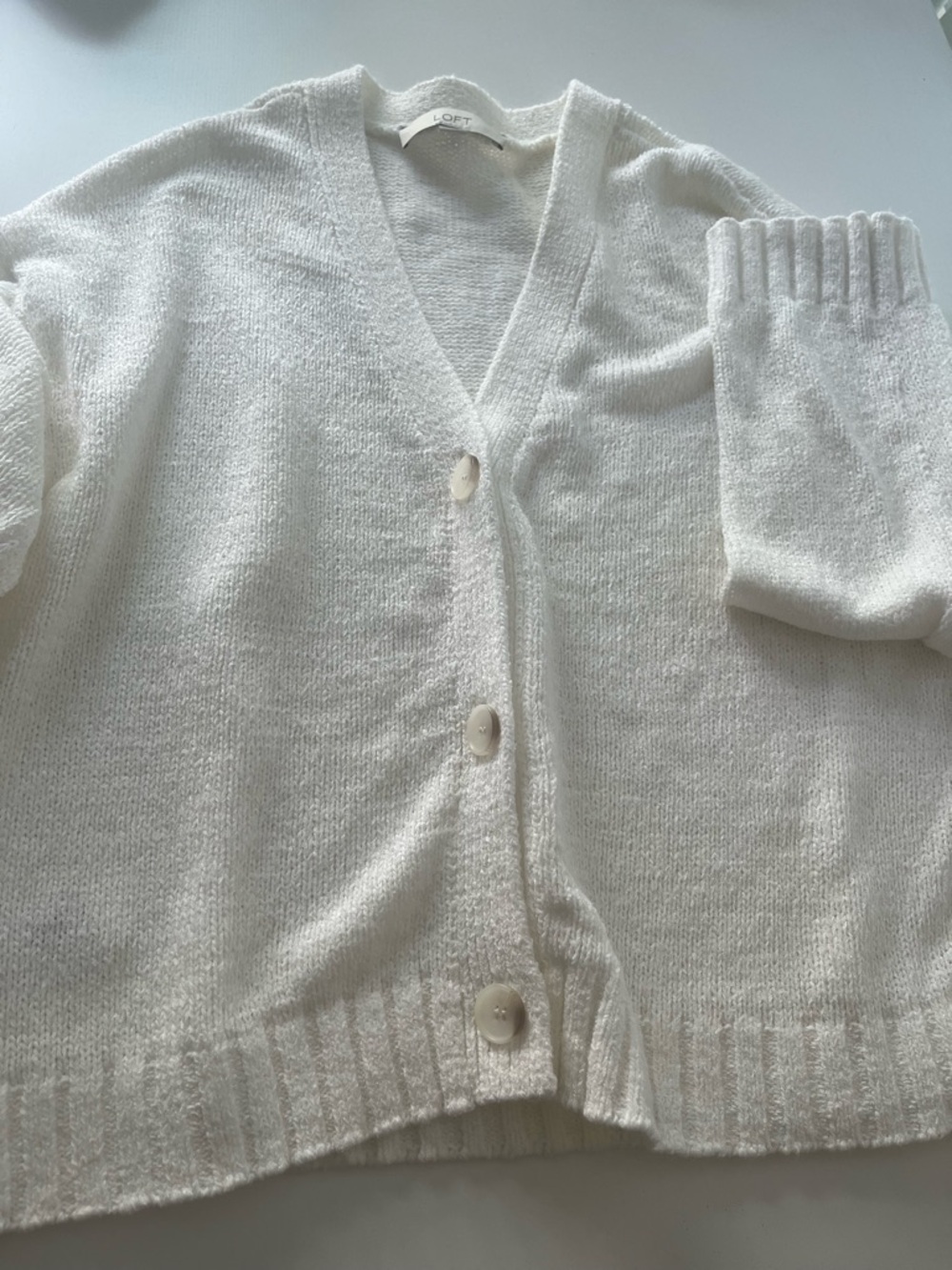 LOFT Cream V-Neck Button Front Cardigan